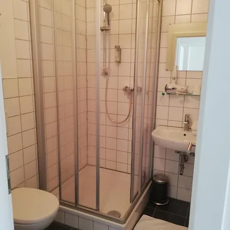 Gaestehaus Luise Hotel *